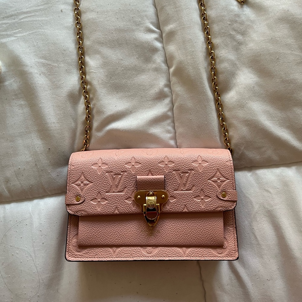 Pink LV Vavin Wallet on Chain